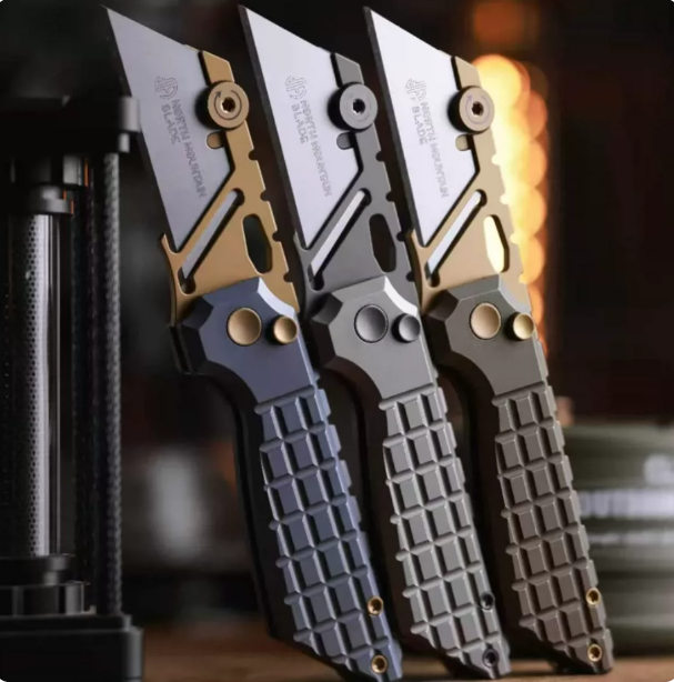 The Gripper Knifes