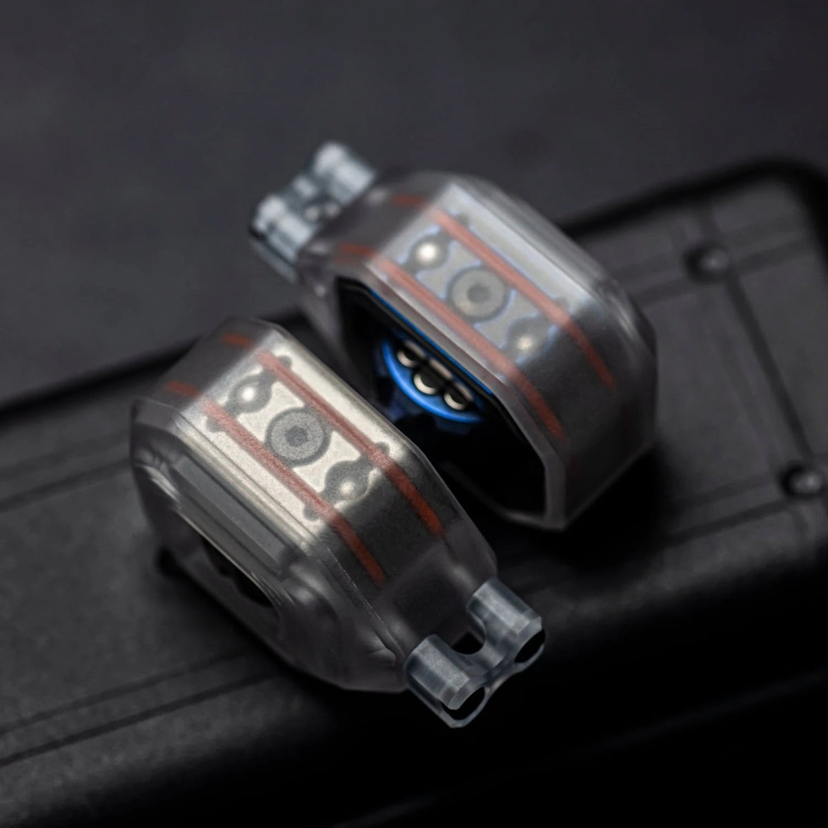 Magnetic Cracker