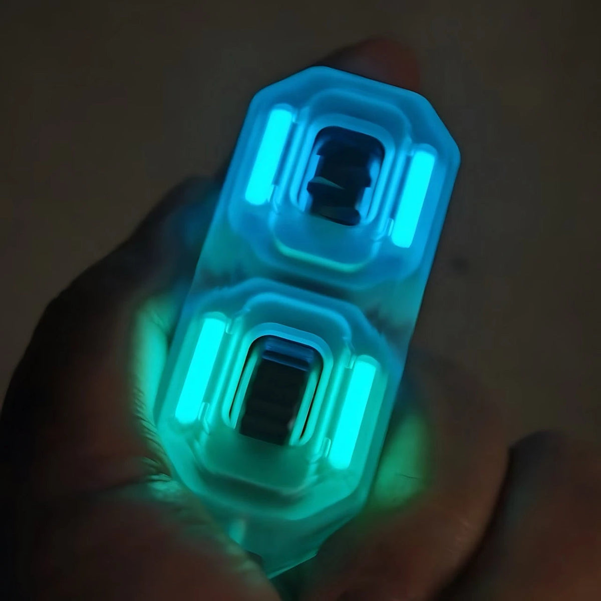 Magnetic Cracker